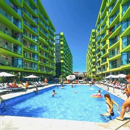 Apartament Rebeca Lux By Alezzi Beach Resort Năvodari Exteriör bild
