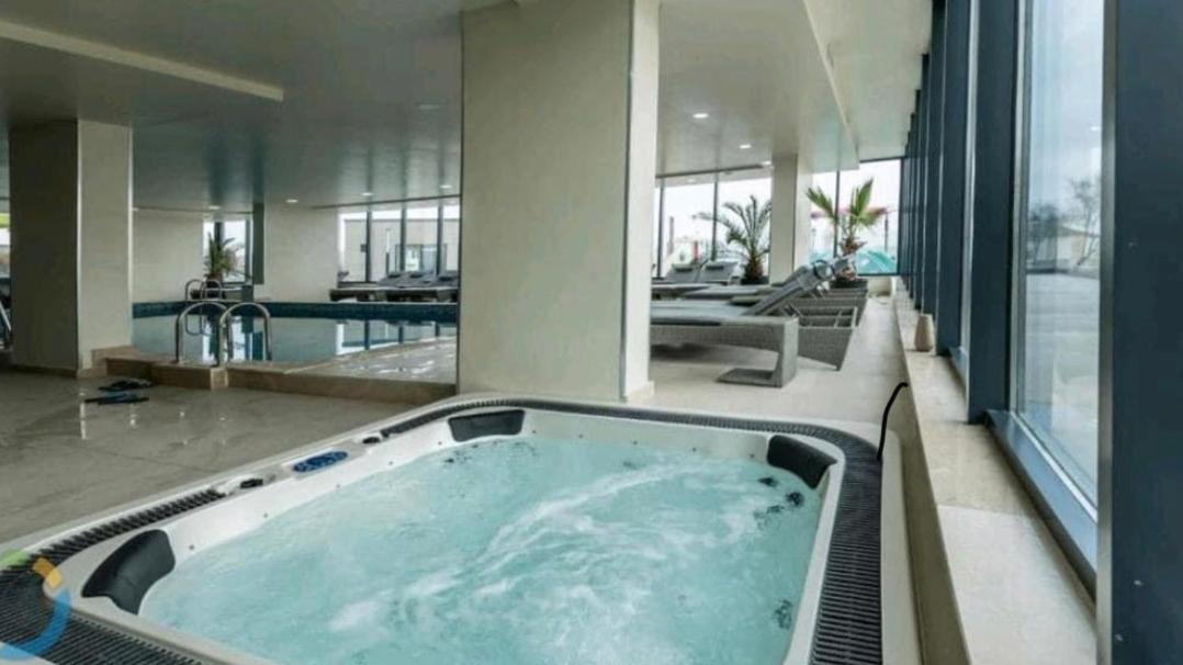 Apartament Rebeca Lux By Alezzi Beach Resort Năvodari Exteriör bild