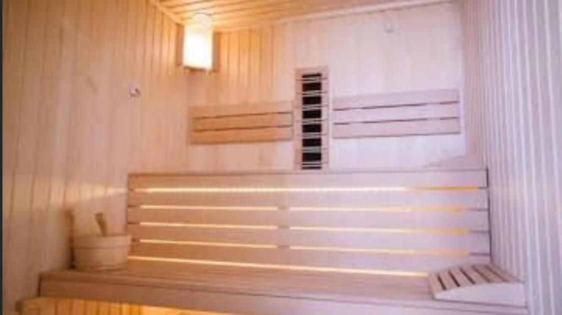 Apartament Rebeca Lux By Alezzi Beach Resort Năvodari Exteriör bild