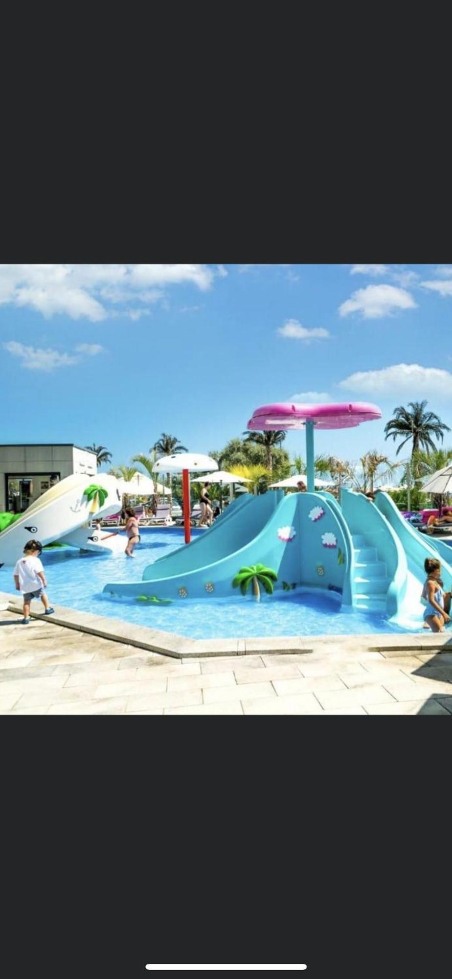 Apartament Rebeca Lux By Alezzi Beach Resort Năvodari Exteriör bild